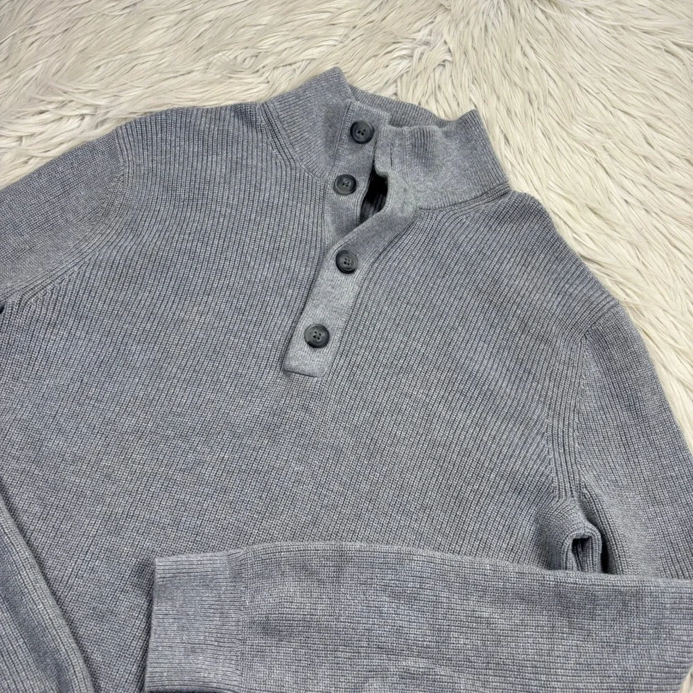 Banana Republic Men's M Gray Mock‎ Neck Henley Sweater Cotton Preppy Heritage